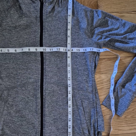 Athleta Women's XS Gray Pacifica Baja UPF Heather Full Zip Hooded Jacket EUC - Picture 12 of 12